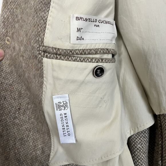 Brunello Cucinelli Men’s 100% Wool Herringbone Tan Overcoat Size 48 Mid Length - Picture 9 of 10